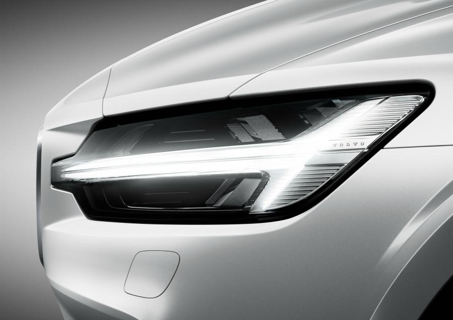 Детали экстерьера Volvo V60 T6 R-Design 2018 года  (WW) (фото 6 из 17)